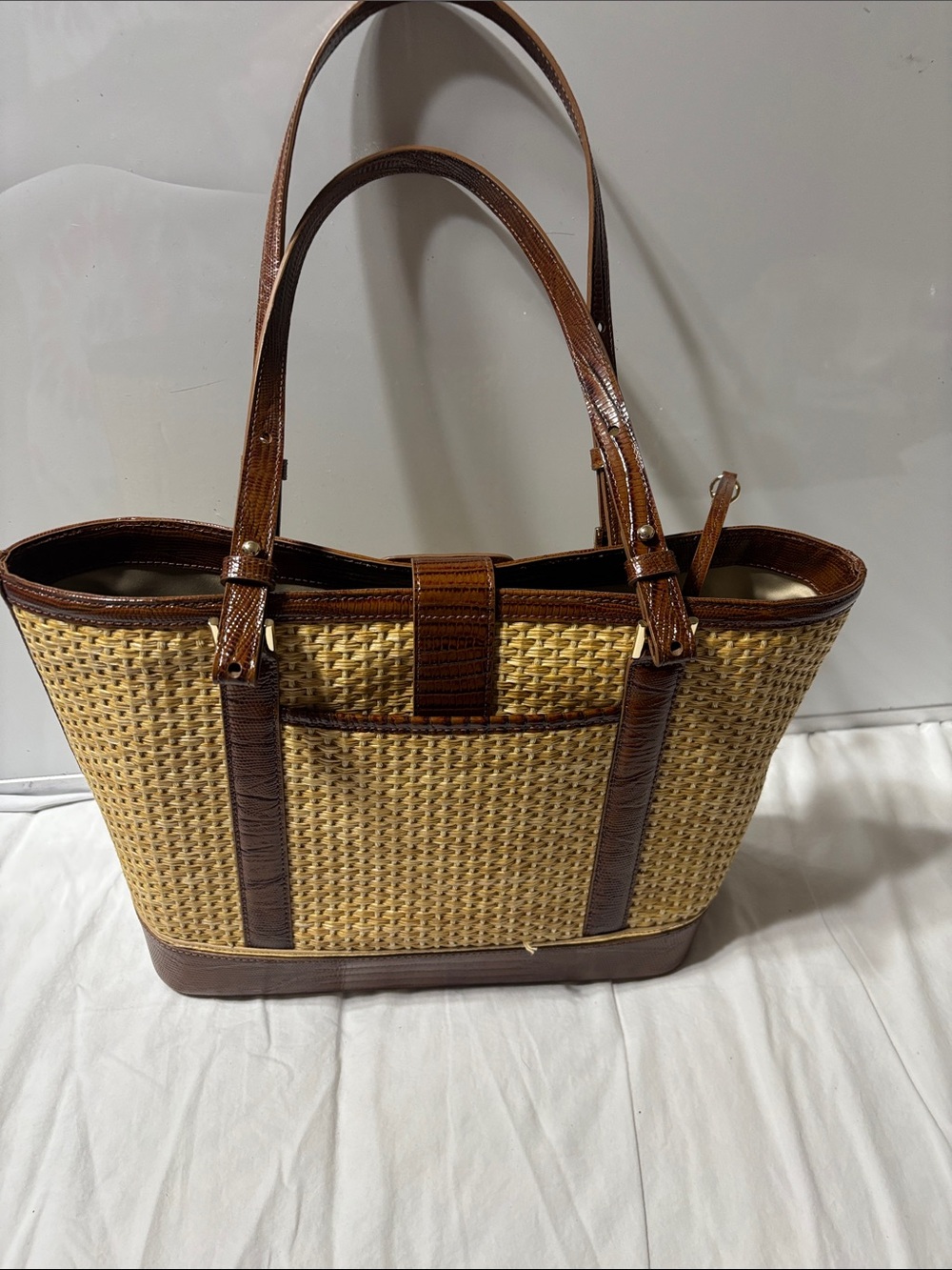 Brahmin Natural Woven Tote with Brown Trim. EUC - Picture 2 of 9